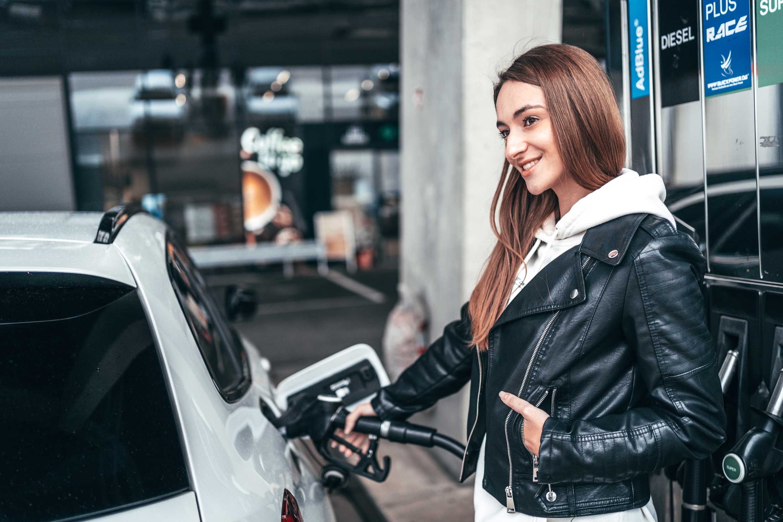 Getränkemarkt und Tankstelle Mangold Laichingen